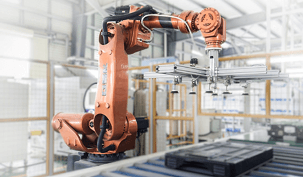 A manufacturer robot working on chain