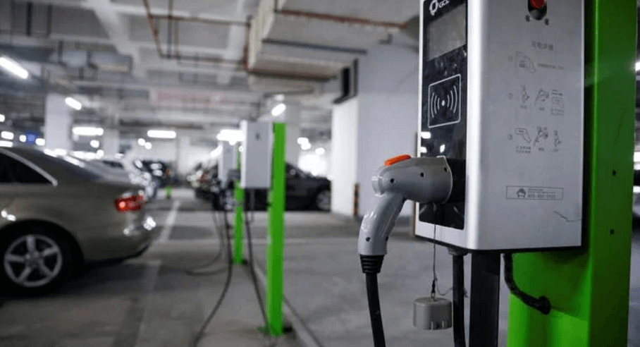 Emectric cars charging in a parking
